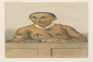 Ein Mann in einem weißen Hemd und dunkler Hose sitzt an einem Tisch und schaut ernst, mit dem Text "Die Turf Betrügereien" unten auf dem Bild.