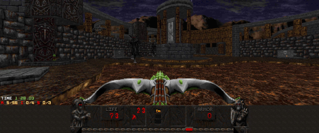 Ein Dungeon in *Dungeon Master II* mit einem Drachen in der Mitte, umgeben von Wänden, Säulen und Gegenständen, mit spielbezogenen Zahlen und Text am unteren Rand.